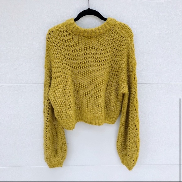 Urban Outfitters knit sweater - Picture 4 of 5